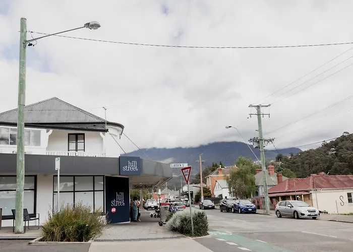 'Allambee=' Heritage Cottage In Trendy South Hobart