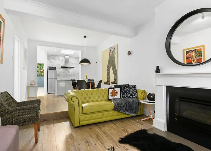 Hampden Neuve - Luxury Georgian Cottage