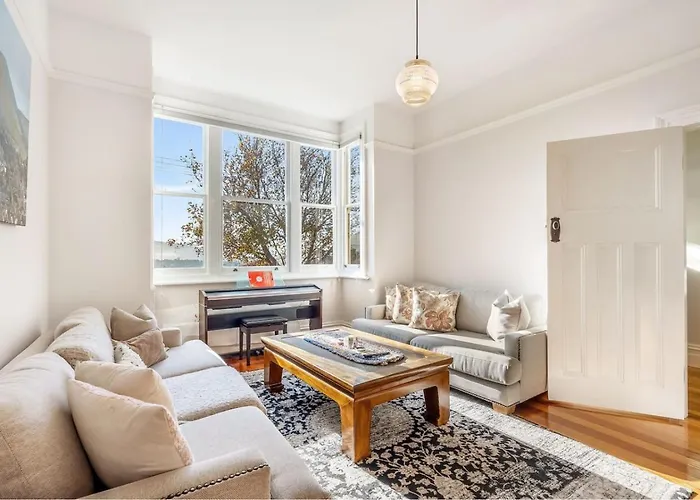 Cosy Upgraded Character Home In Leafy West Hobart
